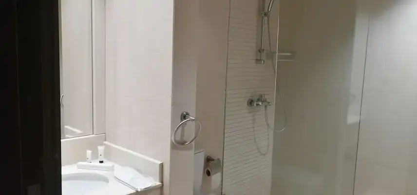Rahhal Hotel Suites image